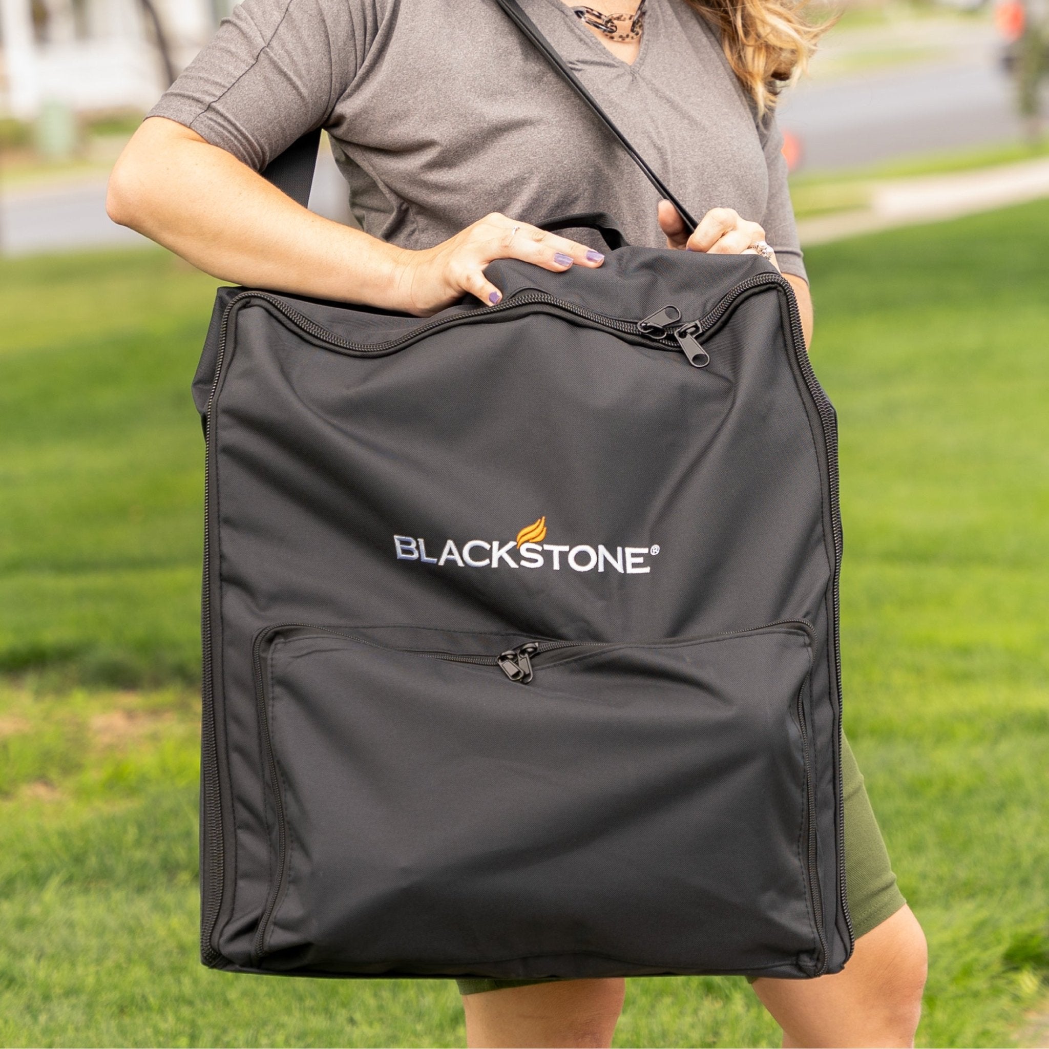 17" Griddle with Hard Cover Bundle